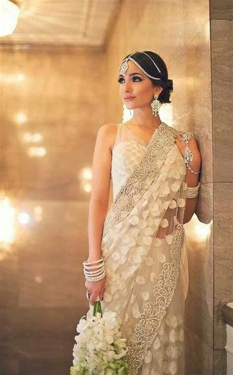 Beautiful Models Transparent Saree Looks with Matching